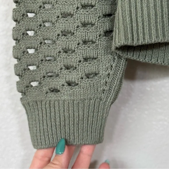 LOU & GREY NWT L Mesh Sweater • Open Knit Casual Crew Neck Pullover in Green - Picture 4 of 11